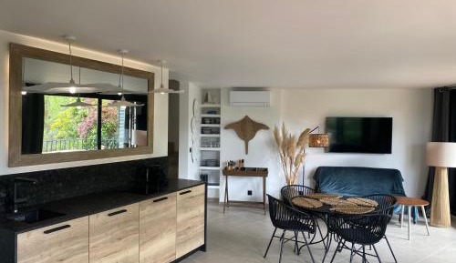 Two-Bedroom Superior Apartment