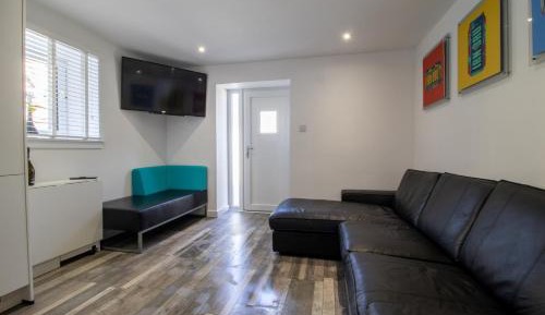 Four-Bedroom Apartment