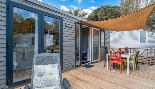 Villa with Garden View