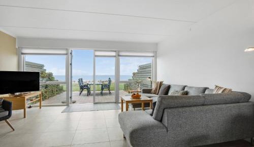 Three-Bedroom Vacation Home 