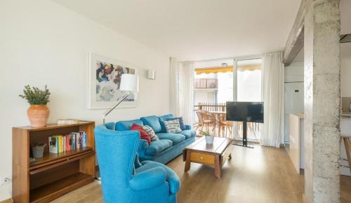 Three-Bedroom Apartment - High Floor