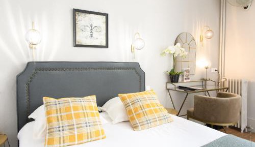 Classic Double Room