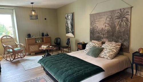 Double Room with Private Bathroom