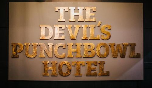 Family Room (2 Adults + 1 Child)