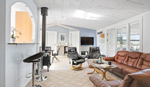 Five-Bedroom Holiday Home