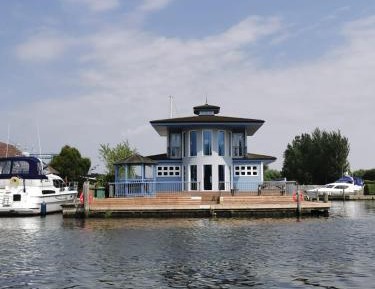 Three-Bedroom Vacation Home 