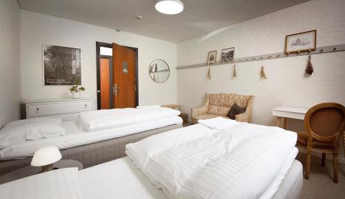 Twin Room with Shared Bathroom