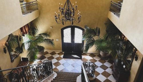 King Suite with Spa Bath