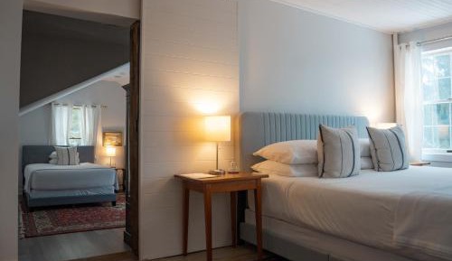 Historic Inn Two Bedroom Suite Niagara-on-the-Lake