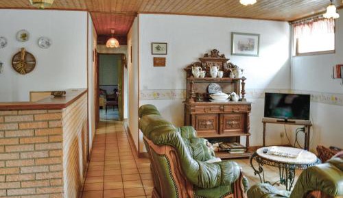 Three-Bedroom Vacation Home 