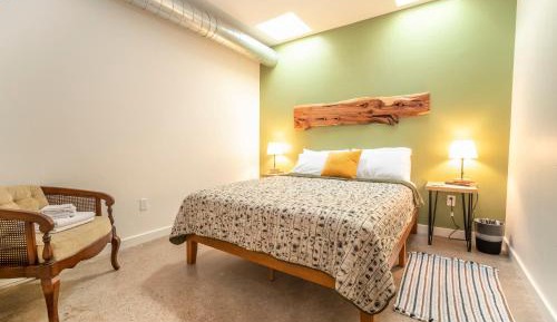 Queen Room with Shared Bathroom