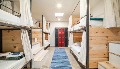 Bed in 6-Bed Mixed Dormitory Room