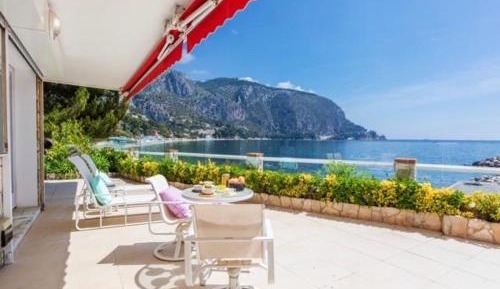 Apartment with Sea View