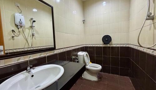 Triple Room with Private Bathroom