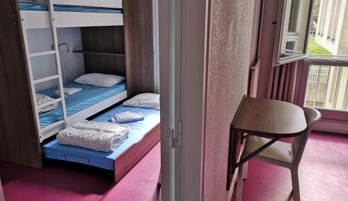 Quadruple Room with Private Bathroom