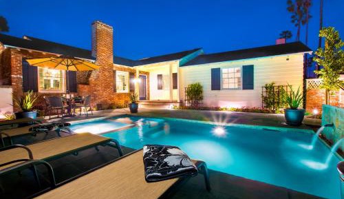 Three-Bedroom Vacation Home 