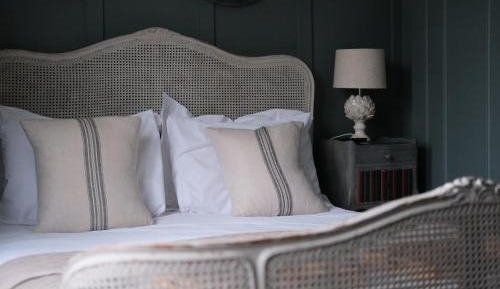 Deluxe Double Room with Shower