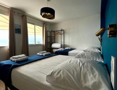 Quadruple Room with Sea View