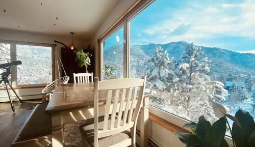 Three-Bedroom Vacation Home 