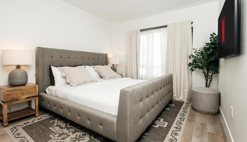 Two-Bedroom Deluxe Apartment