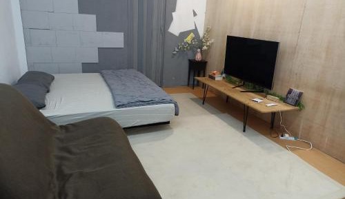 Family Room with Garden View