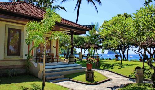 Double or Twin Room with Partial Sea View