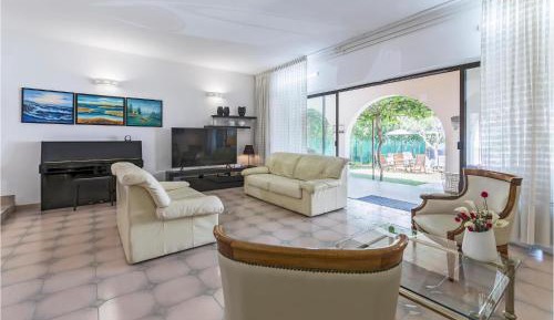 Four-Bedroom Vacation Home