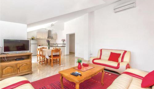 Four-Bedroom Vacation Home