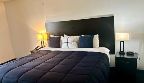 King Room with Spa Bath