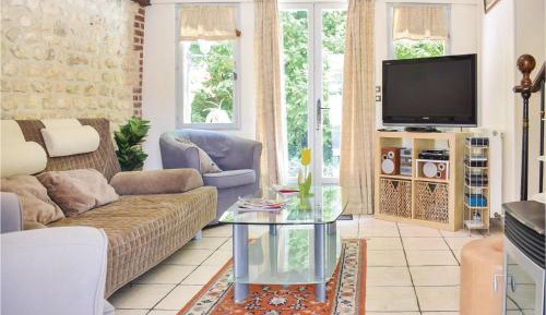 Three-Bedroom Vacation Home 