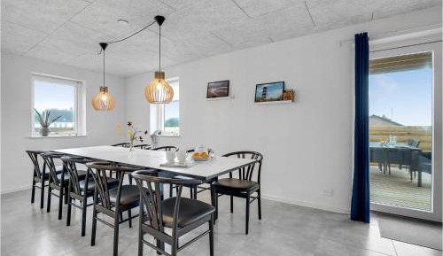 Five-Bedroom Holiday Home