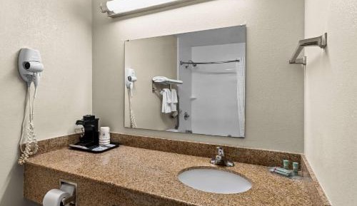 King Room with Spa Bath - Non-Smoking
