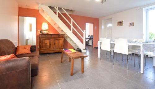 Three-Bedroom Vacation Home 