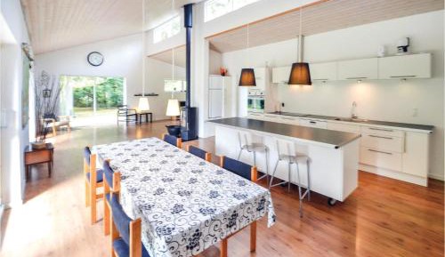 Two-Bedroom Holiday Home