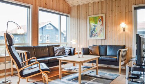 Three-Bedroom Vacation Home 