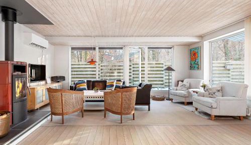 Three-Bedroom Vacation Home 