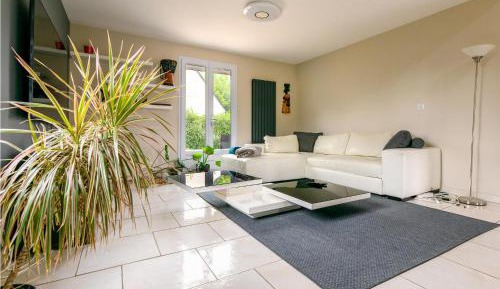Three-Bedroom Vacation Home 