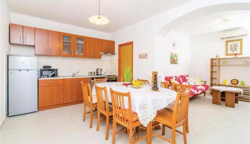 Six-Bedroom Holiday Home