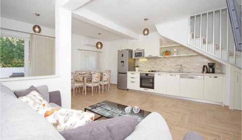 Three-Bedroom Vacation Home 