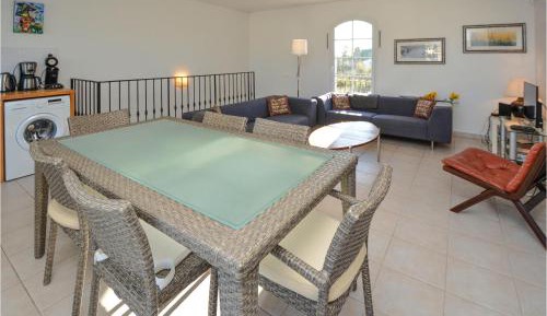 Three-Bedroom Vacation Home 