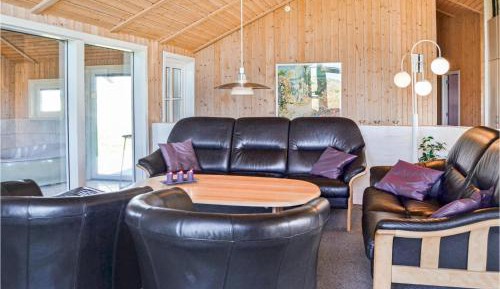 Four-Bedroom Vacation Home