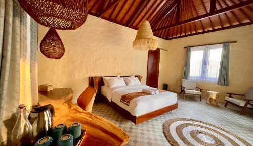 Deluxe Bungalow with Garden View