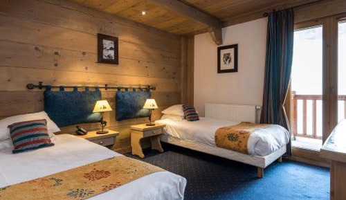 Twin Room with Balcony