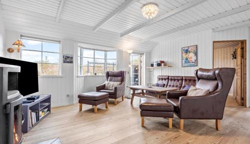 Three-Bedroom Vacation Home 