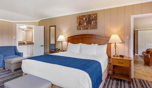 Three-Bedroom Suite - Non-Smoking
