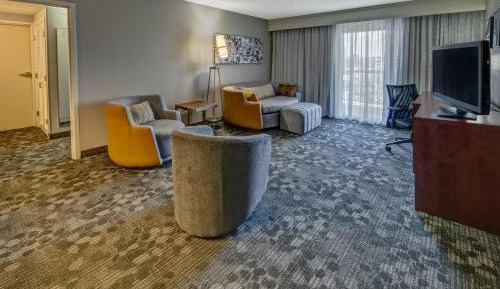 One-Bedroom King Suite with Sofa Bed