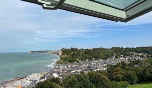 Studio with Garden View