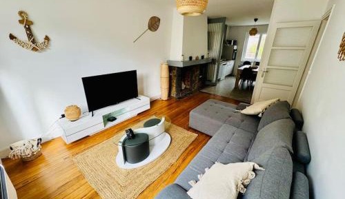 Three-Bedroom Superior Apartment