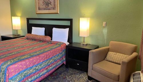 Deluxe King Room