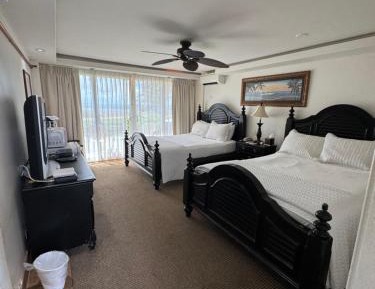 Queen Room with Two Queen Beds - Ocean Front